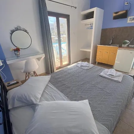 Stella Nomikou Apart Otel 3*